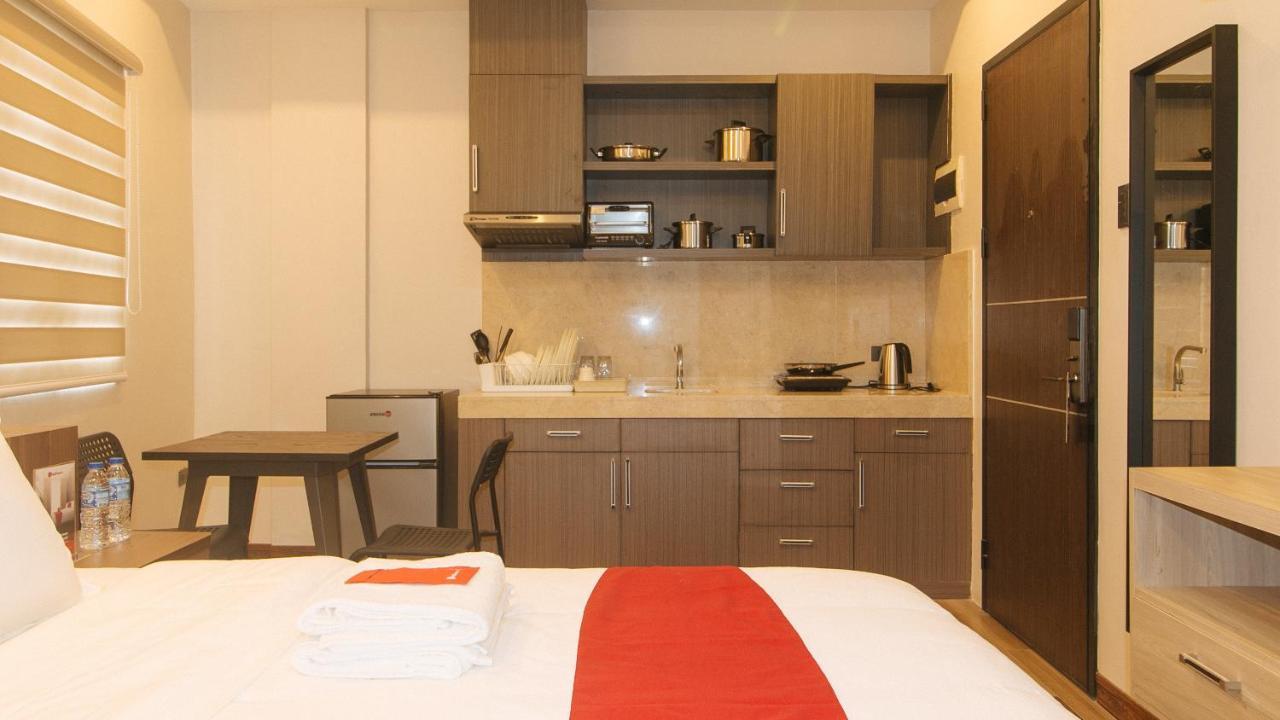 Reddoorz Plus @ Bez Tower And Residences San Juan San Juan  Eksteriør billede
