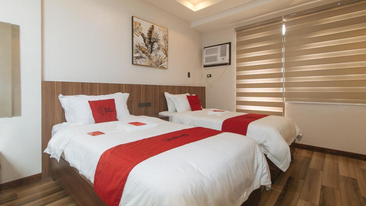 Reddoorz Plus @ Bez Tower And Residences San Juan San Juan  Eksteriør billede
